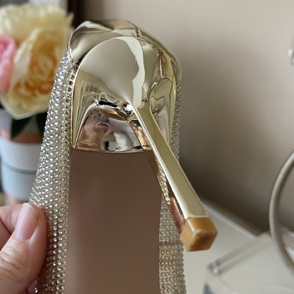 Steve Madden Metallic Gold Sparkling Heels Pointed Toe Rhinestone Clear Pumps - Picture 9 of 11